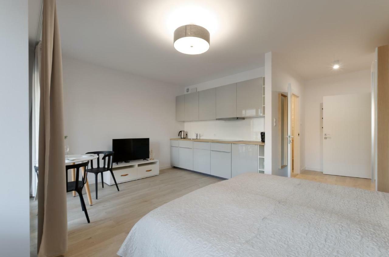 Apple Green Apartments Πόζναν Εξωτερικό φωτογραφία